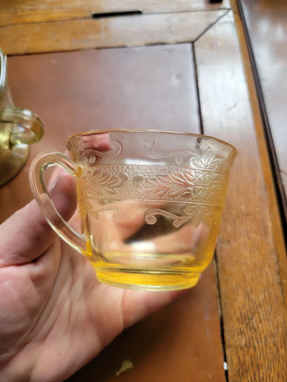 1930 MACBETH-EVANS YELLOW DEPRESSION GLASS CREAMERS